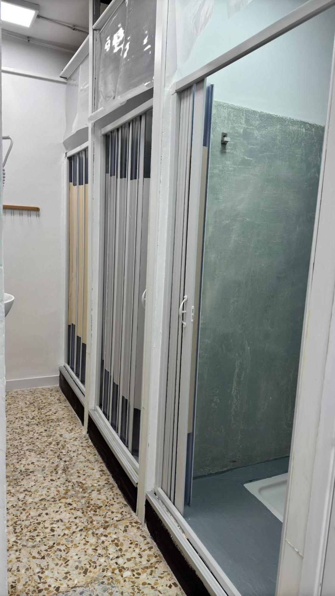 Hostel Puerta Del Angel Madrid Luaran gambar